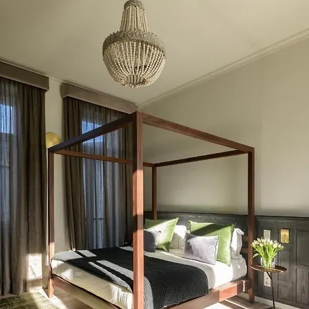 Pena D'agua Boutique & فندق كوفيلهَ