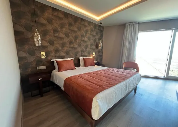 ホテル Pena D'agua Boutique & 4*